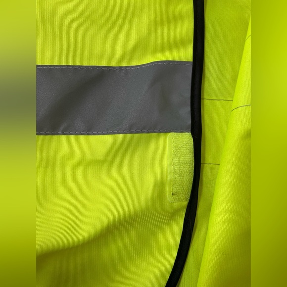 Reflective vest - Picture 9 of 9